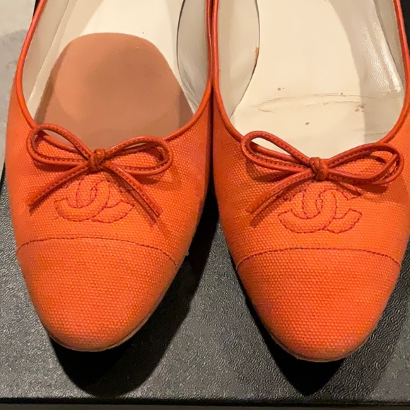 Chanel Vintage Flats - Picture 3 of 5